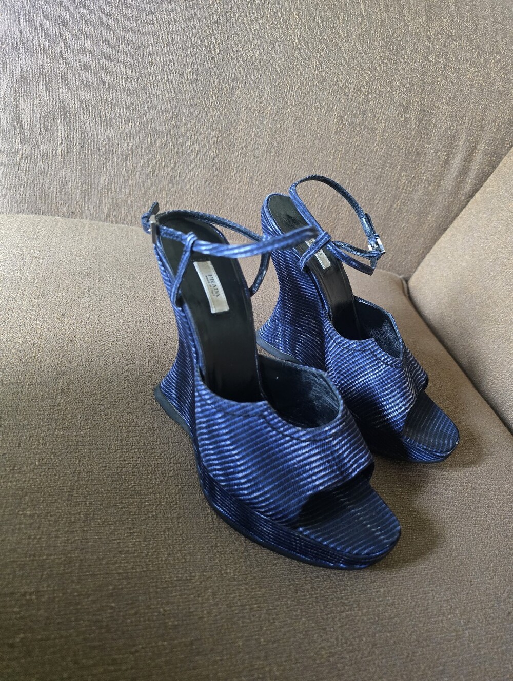 Prada Navy Textured Strappy Wedge Sandals 38.5 - Picture 2 of 9
